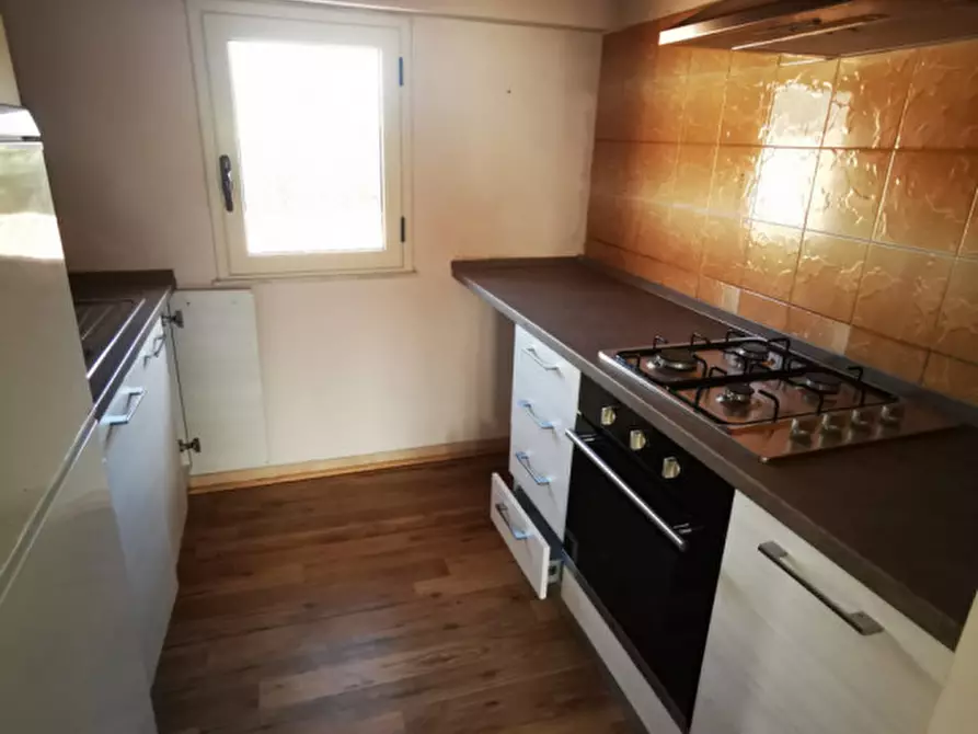 Immagine 14 di Appartamento in vendita  in Via Francesco Paglia a Catanzaro