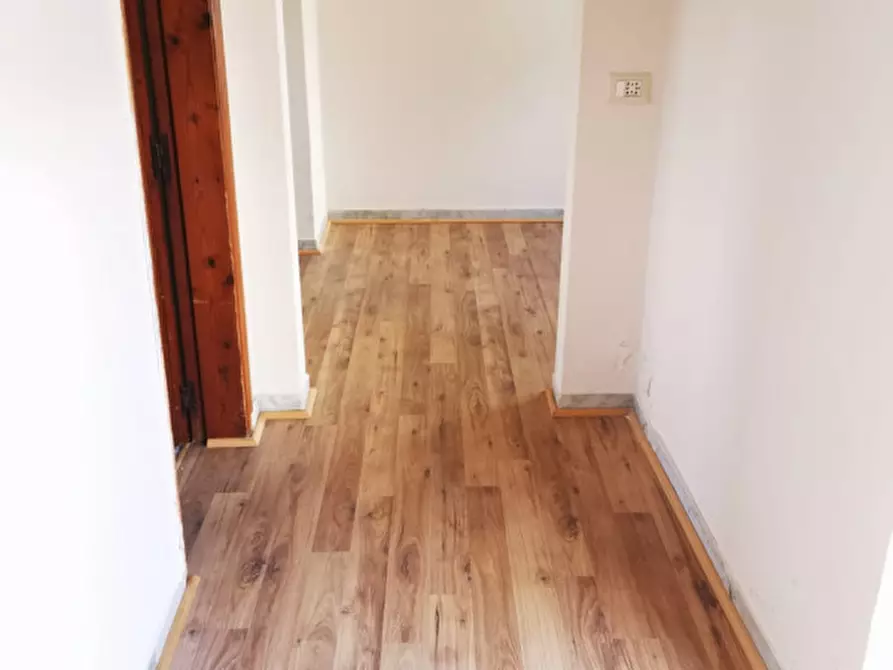 Immagine 20 di Appartamento in vendita  in Via Francesco Paglia a Catanzaro