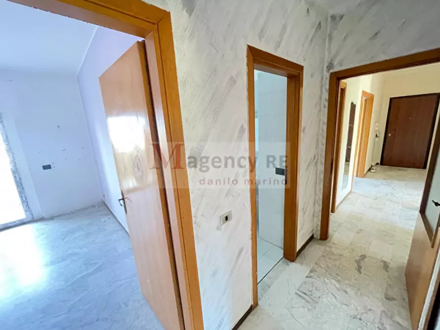 Immagine 16 di Appartamento in vendita  in 13 Via Padre Pio a Reggio Di Calabria