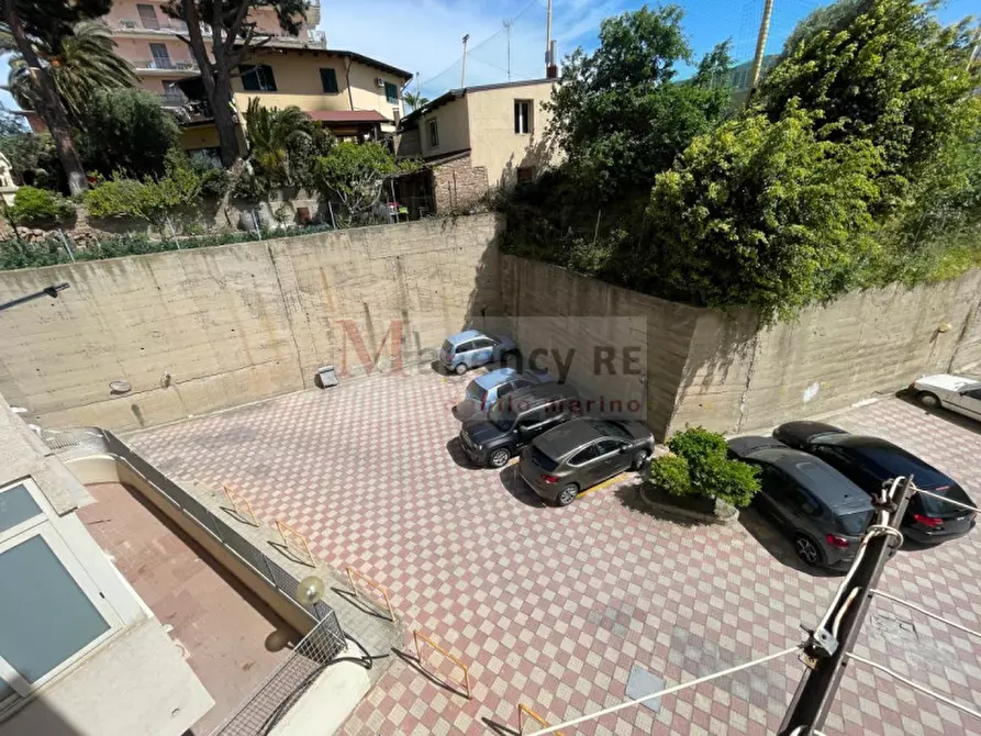 Immagine 20 di Appartamento in vendita  in 13 Via Padre Pio a Reggio Di Calabria