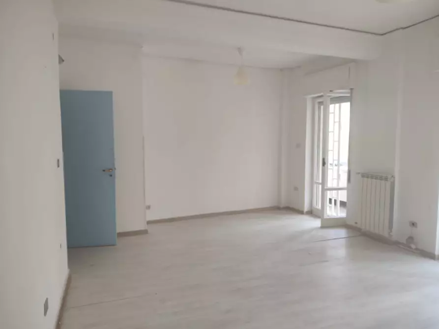 Immagine 18 di Appartamento in affitto  in via belsito 15 a Napoli