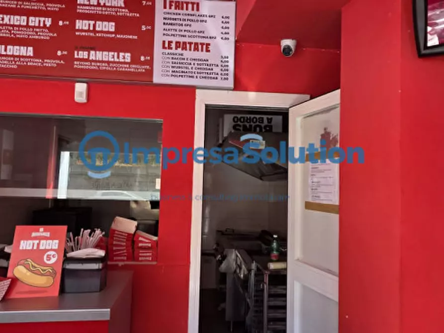 Immagine 19 di Attività commerciale in vendita  in Via Nuova Bagnoli a Napoli