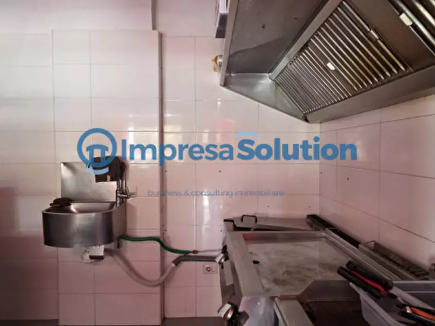 Immagine 21 di Attività commerciale in vendita  in Via Nuova Bagnoli a Napoli