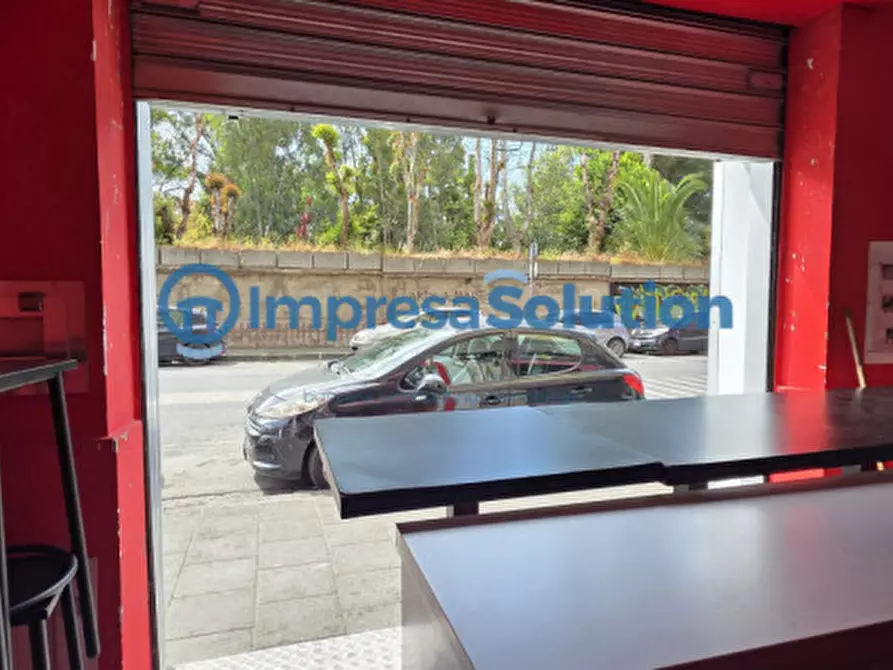 Immagine 10 di Attività commerciale in affitto  in Via Nuova Bagnoli a Napoli