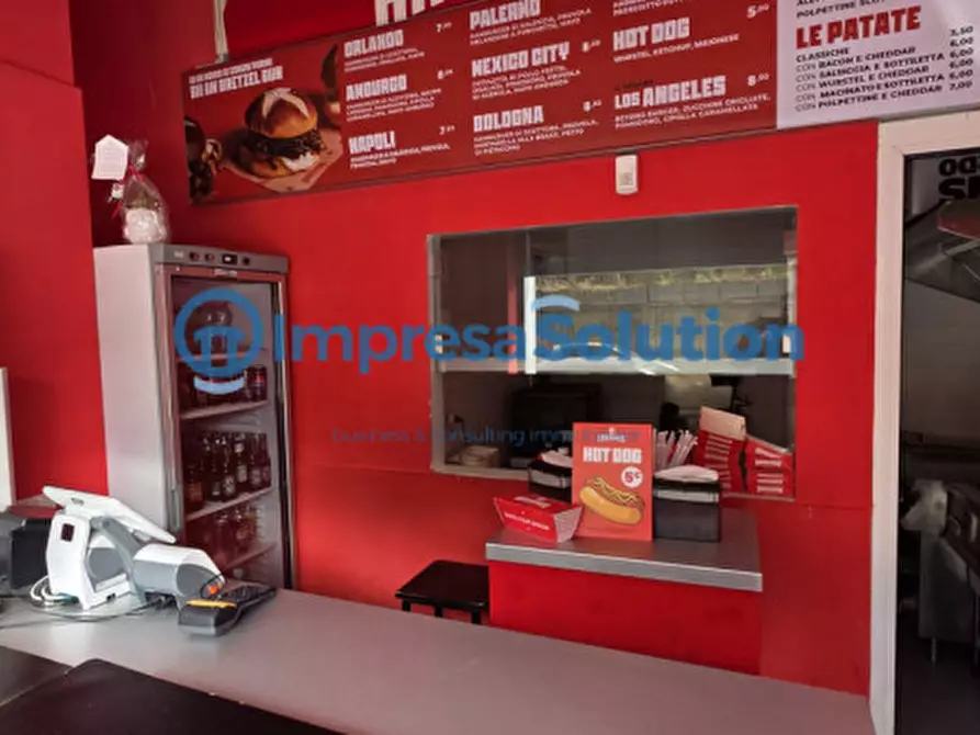 Immagine 20 di Attività commerciale in affitto  in Via Nuova Bagnoli a Napoli