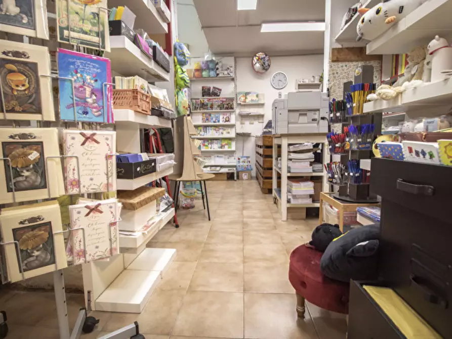 Immagine 12 di Attività commerciale in vendita  in Via di Galceti a Prato