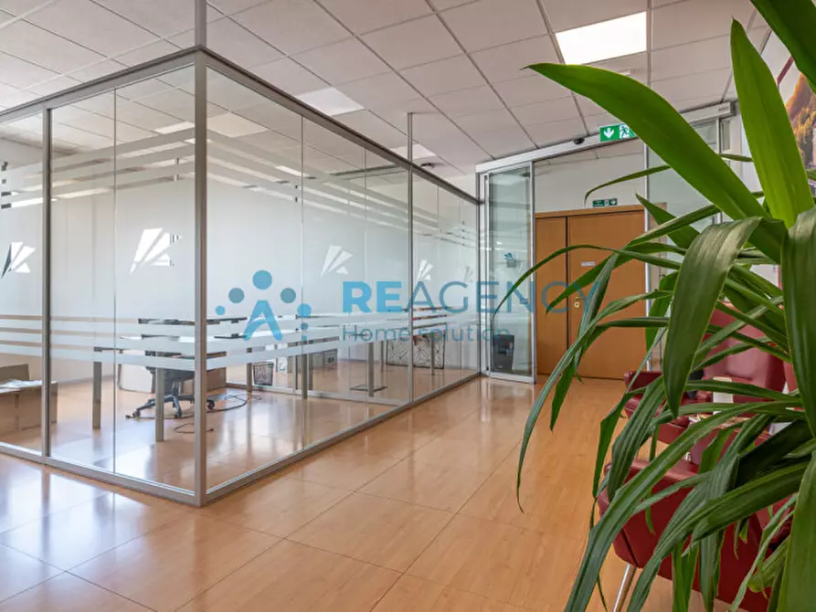Immagine 1 di Ufficio in vendita  in via dell'edilizia 19 a Vicenza