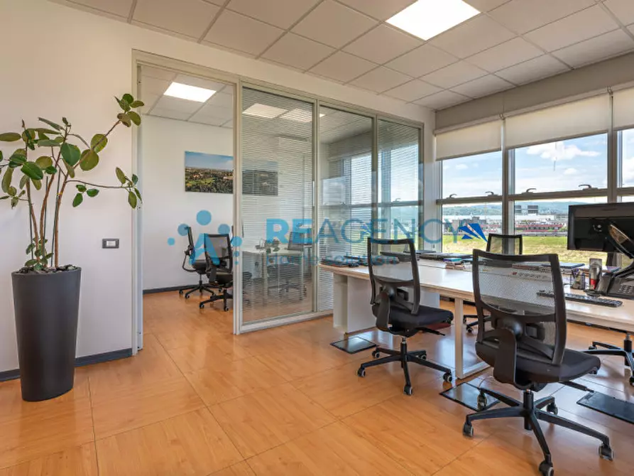 Immagine 11 di Ufficio in vendita  in via dell'edilizia 19 a Vicenza