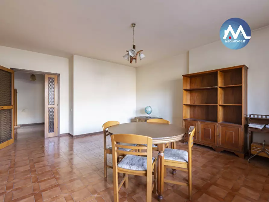 Immagine 5 di Appartamento in vendita  in Via Basento 16 a Pesaro