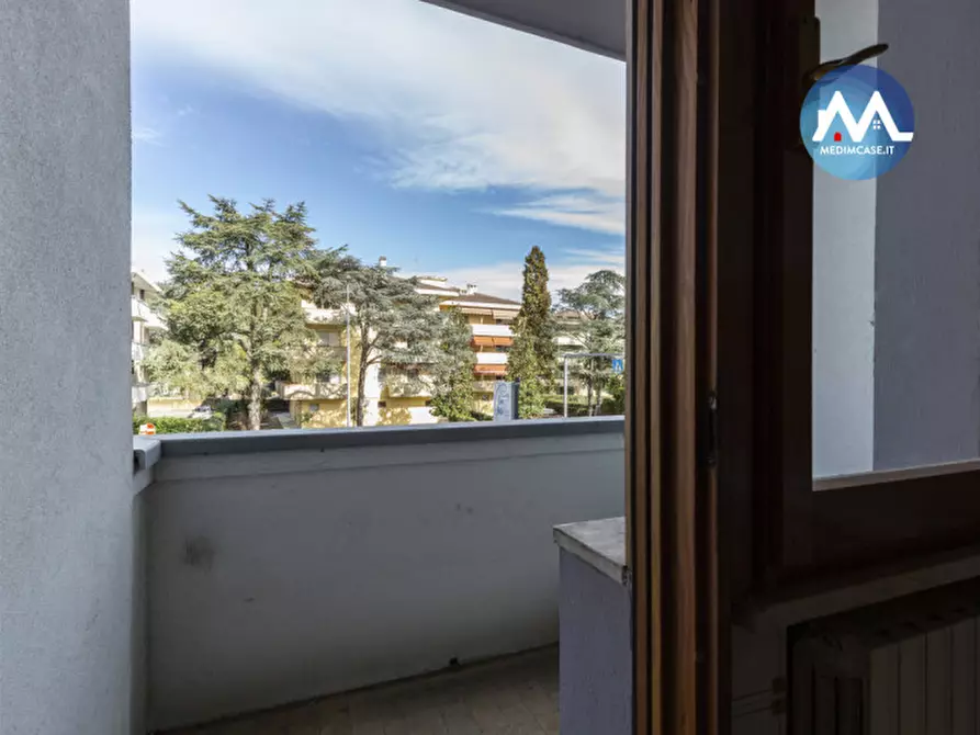 Immagine 6 di Appartamento in vendita  in Via Basento 16 a Pesaro