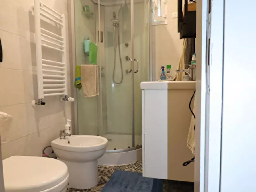 Immagine 13 di Appartamento in vendita  in Piazza Giuseppe Garibaldi a Montevarchi