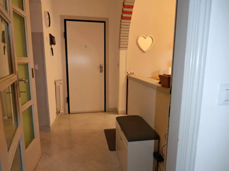 Immagine 14 di Appartamento in vendita  in Piazza Giuseppe Garibaldi a Montevarchi