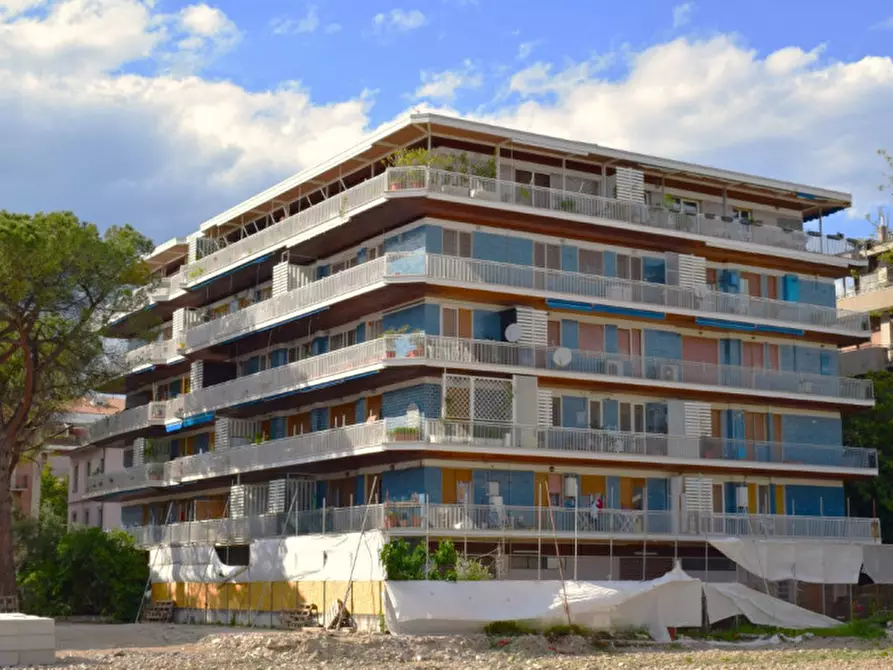 Immagine 2 di Appartamento in vendita  in VIALE L. MUZII a Pescara