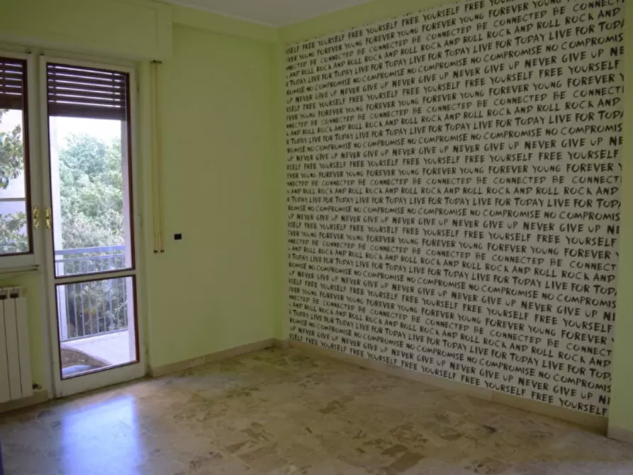 Immagine 12 di Appartamento in vendita  in VIALE L. MUZII a Pescara