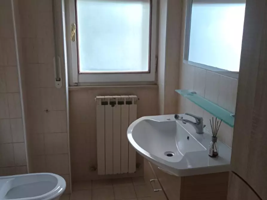 Immagine 19 di Appartamento in vendita  in VIALE L. MUZII a Pescara