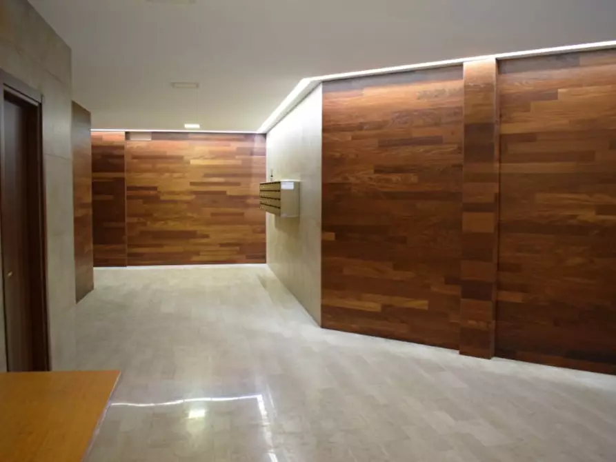 Immagine 24 di Appartamento in vendita  in VIALE L. MUZII a Pescara