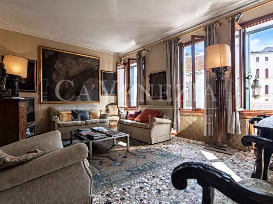 Immagine 2 di Appartamento in vendita  a Venezia