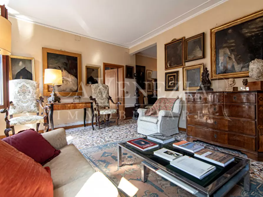 Immagine 3 di Appartamento in vendita  a Venezia