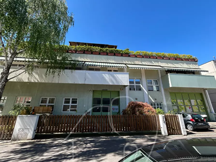 Immagine 2 di Capannone industriale in vendita  a Bolzano