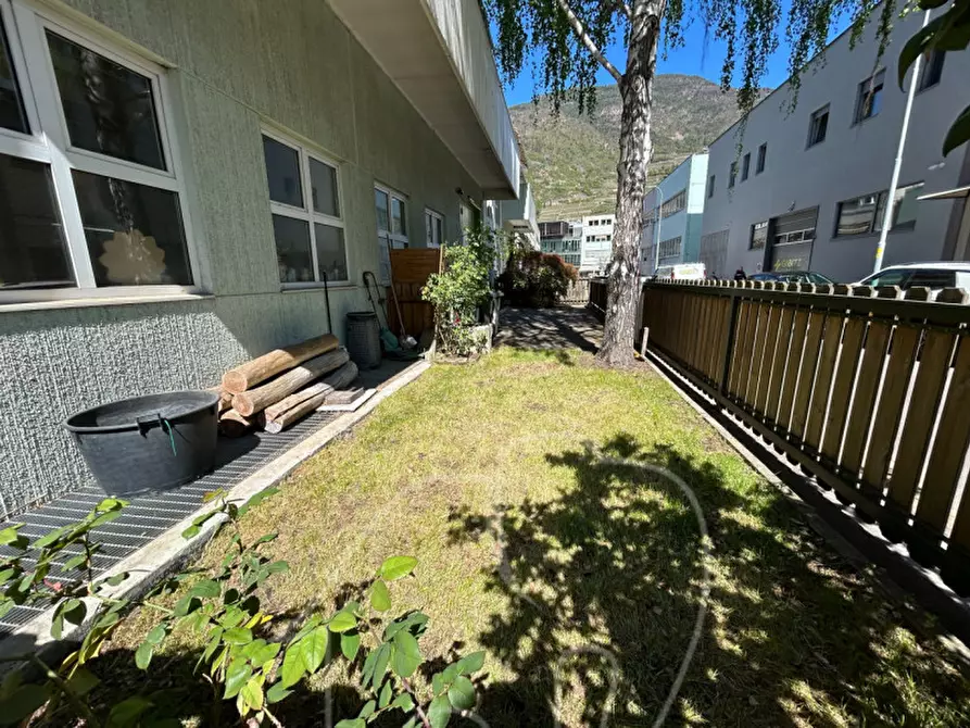 Immagine 8 di Capannone industriale in vendita  a Bolzano