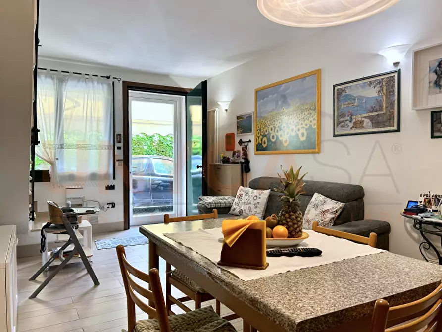 Immagine 3 di Casa quadrifamiliare in vendita  in via Niccolò Tommaseo, 47 a Castegnero