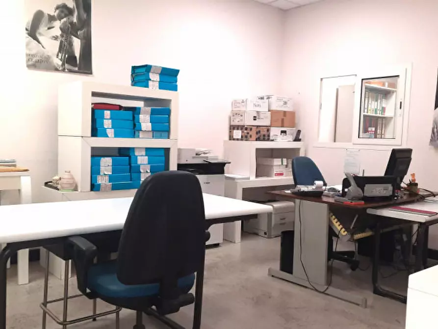 Immagine 8 di Capannone industriale in vendita  a Padova