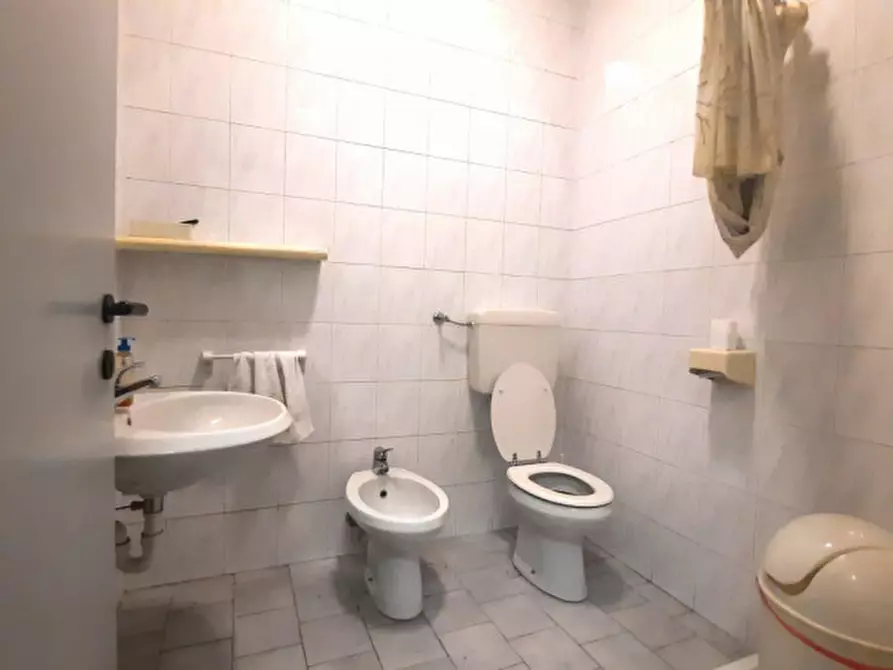 Immagine 15 di Capannone industriale in vendita  a Padova