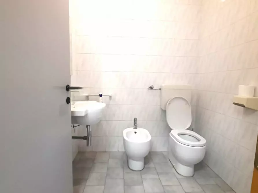 Immagine 23 di Capannone industriale in vendita  a Padova