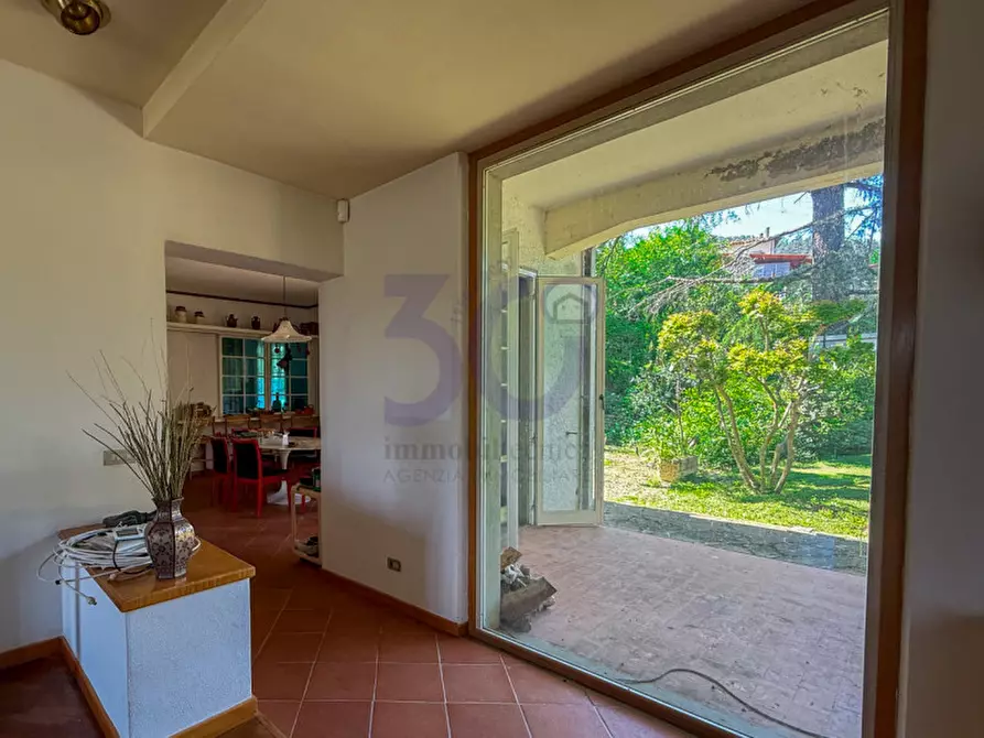 Immagine 3 di Villa in vendita  in Villalba a Arezzo
