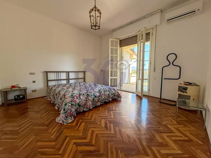 Immagine 6 di Villa in vendita  in Villalba a Arezzo