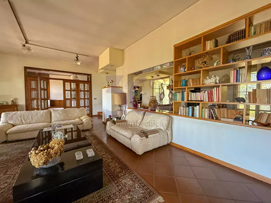 Immagine 39 di Villa in vendita  in Villalba a Arezzo