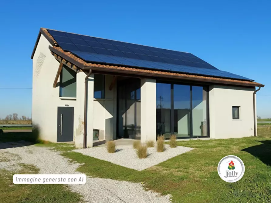 Immagine 1 di Casa indipendente in vendita  in Via Frassine a Correzzola