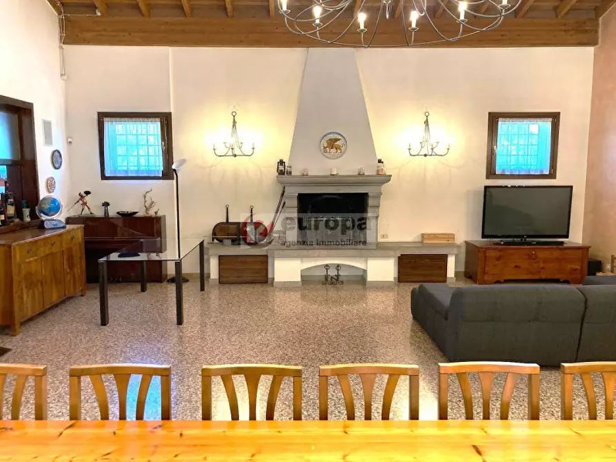 Immagine 12 di Rustico / casale in vendita  in v. Caffarette a Bolzano Vicentino