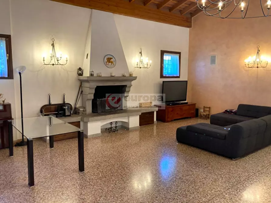 Immagine 13 di Rustico / casale in vendita  in v. Caffarette a Bolzano Vicentino