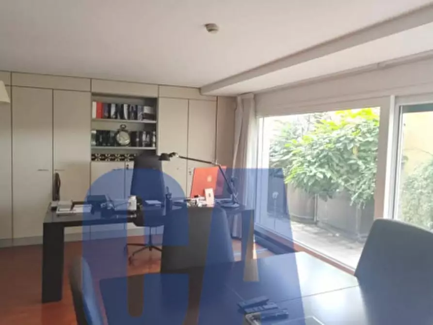 Immagine 1 di Ufficio in affitto  in VIALE DELLA LIBERAZIONE a Milano