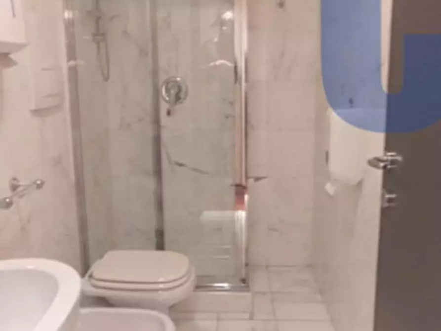 Immagine 9 di Ufficio in affitto  in VIALE DELLA LIBERAZIONE a Milano