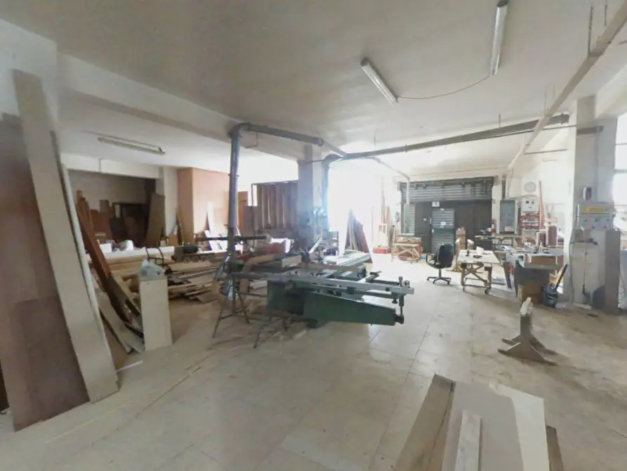 Immagine 2 di Capannone industriale in vendita  in Via F.G. Coppola, N. 1 a Spezzano Albanese