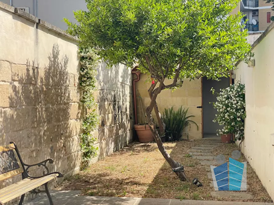 Immagine 15 di Negozio in affitto  in Via Piero Gobetti a Lecce