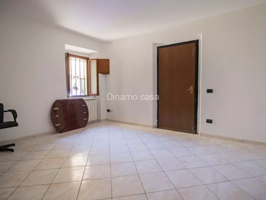 Immagine 5 di Casa indipendente in vendita  a Prato