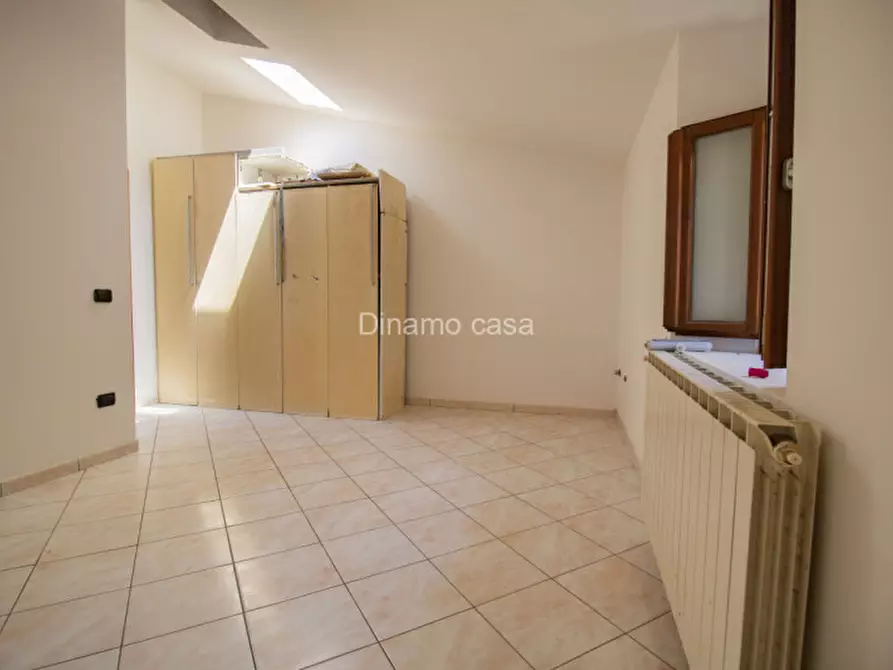 Immagine 7 di Casa indipendente in vendita  a Prato