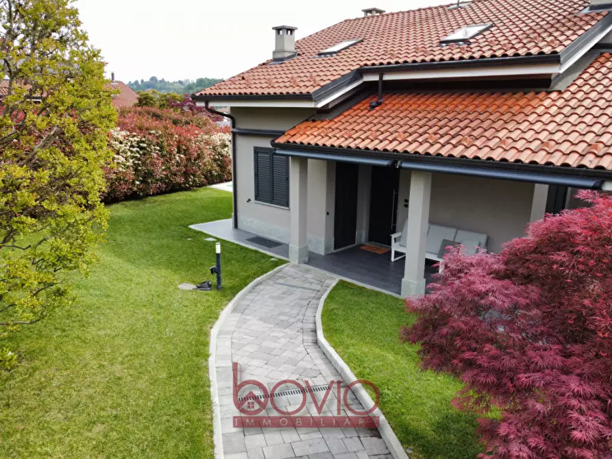 Immagine 1 di Villa in vendita  in Strada Valle Garavaglia 8 a Castiglione Torinese