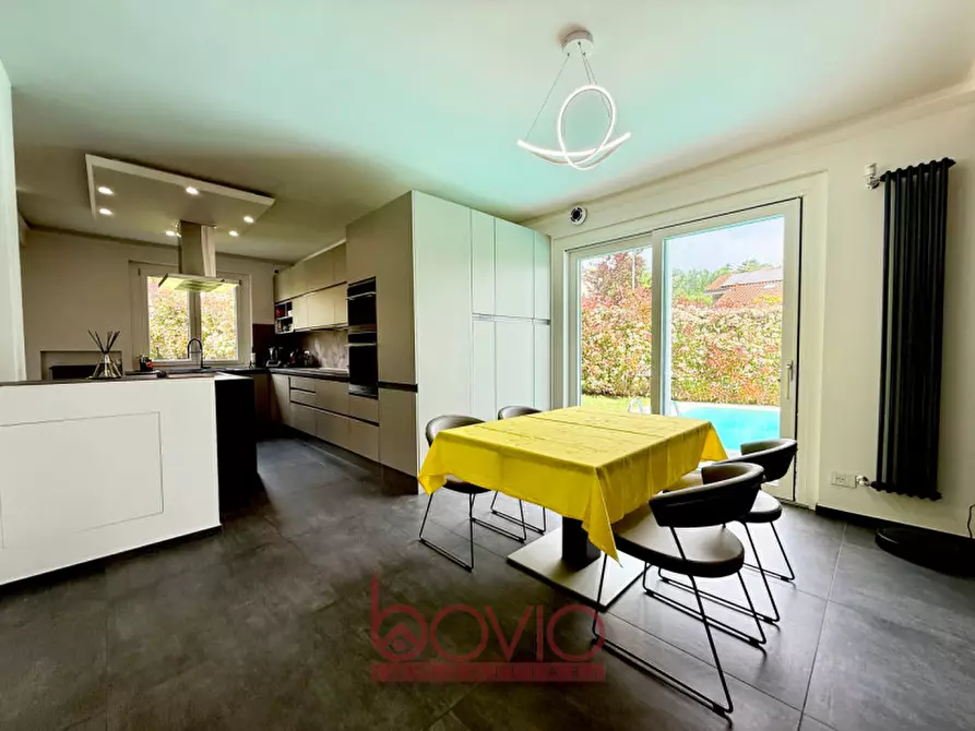 Immagine 20 di Villa in vendita  in Strada Valle Garavaglia 8 a Castiglione Torinese