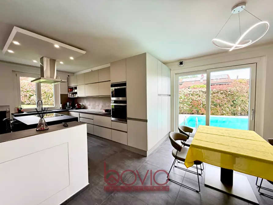 Immagine 23 di Villa in vendita  in Strada Valle Garavaglia 8 a Castiglione Torinese