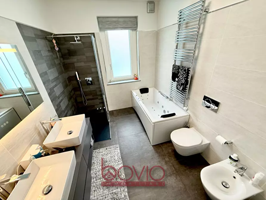 Immagine 27 di Villa in vendita  in Strada Valle Garavaglia 8 a Castiglione Torinese