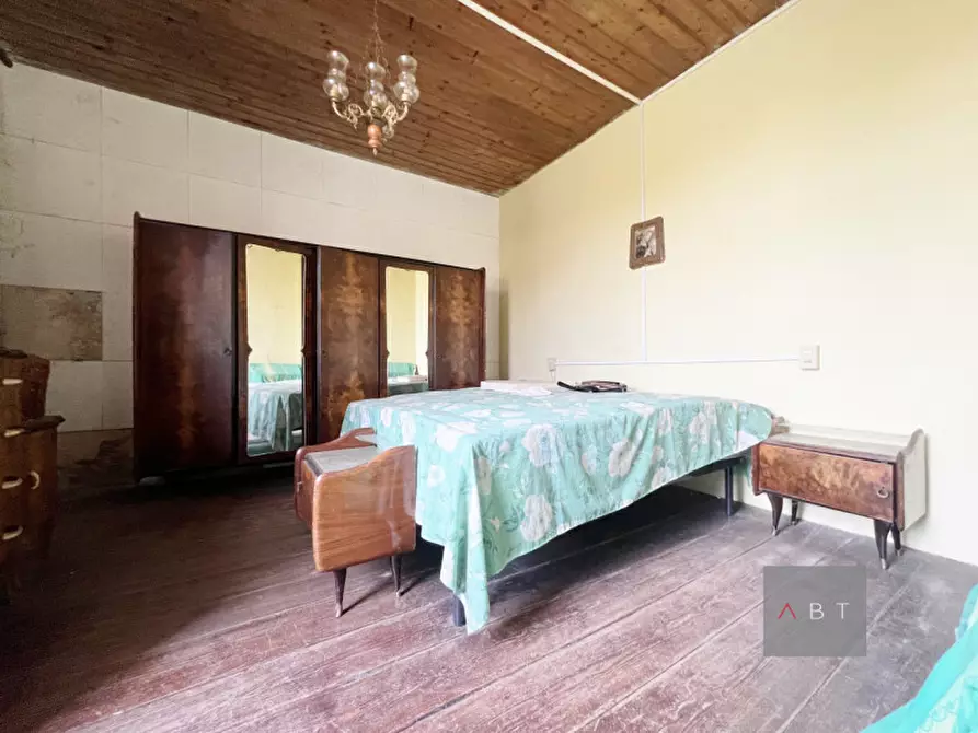 Immagine 10 di Casa indipendente in vendita  a Santa Giustina In Colle