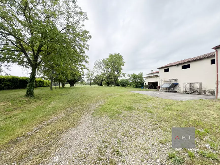 Immagine 17 di Casa indipendente in vendita  a Santa Giustina In Colle