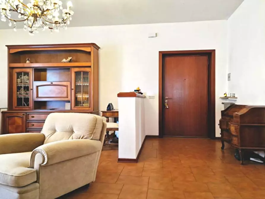 Immagine 6 di Appartamento in vendita  in Via Giovanni Bellini a Alseno