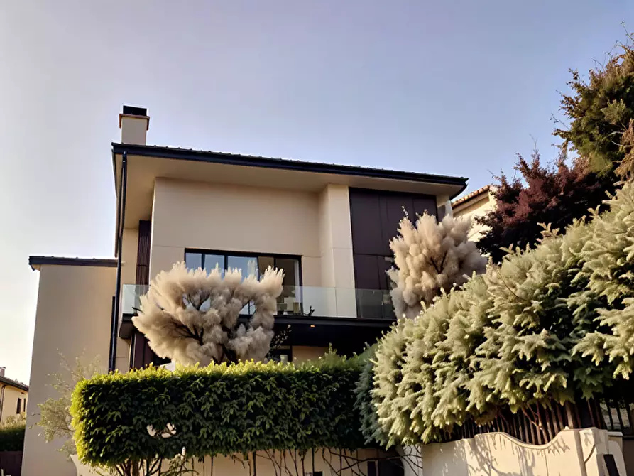 Immagine 3 di Casa bifamiliare in vendita  in Vicolo delle Doganali a Montebelluna