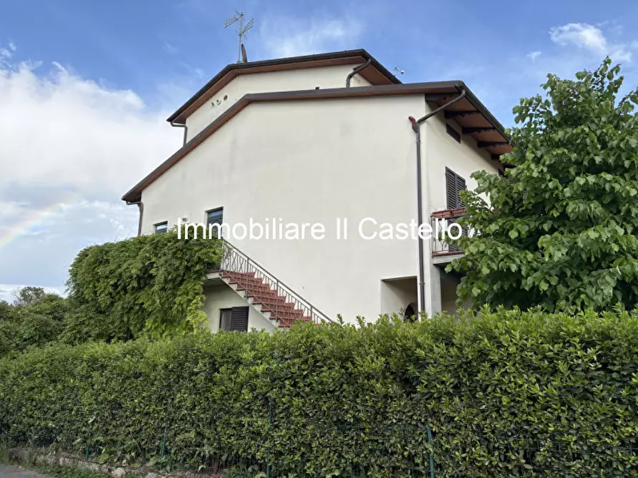 Immagine 2 di Casa indipendente in vendita  in Via Poggio del Sole a Castiglione Del Lago