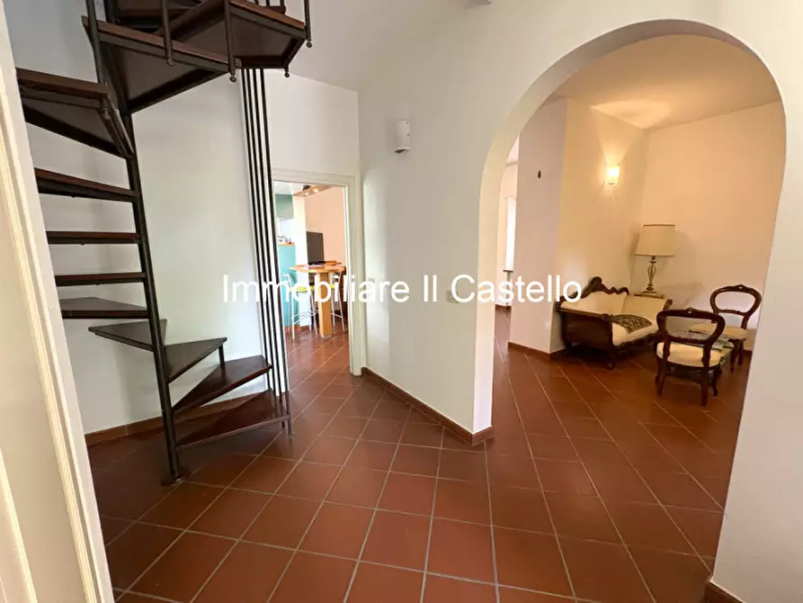 Immagine 4 di Casa indipendente in vendita  in Via Poggio del Sole a Castiglione Del Lago